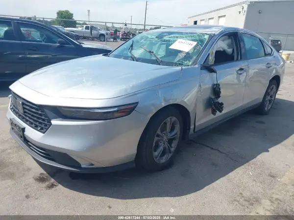 1HGCY1F35RA036059 2024 HONDA ACCORD - Image 2