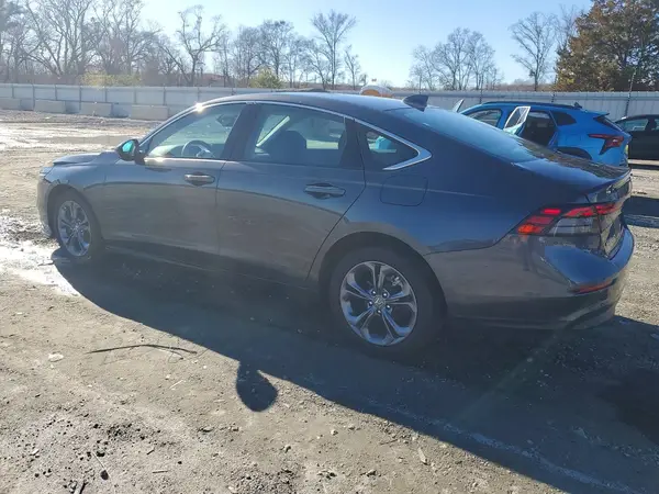 1HGCY1F35RA044338 2024 HONDA ACCORD - Image 2
