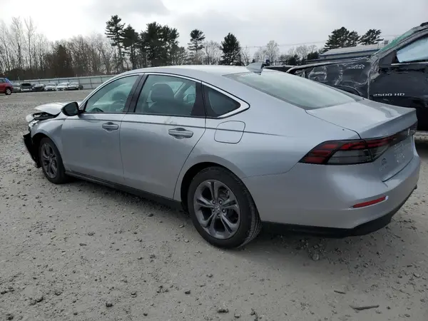 1HGCY1F35RA047997 2024 HONDA ACCORD - Image 2