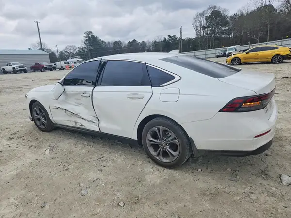 1HGCY1F35RA055002 2024 HONDA ACCORD - Image 2