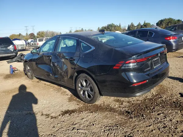 1HGCY1F35RA057896 2024 HONDA ACCORD - Image 2