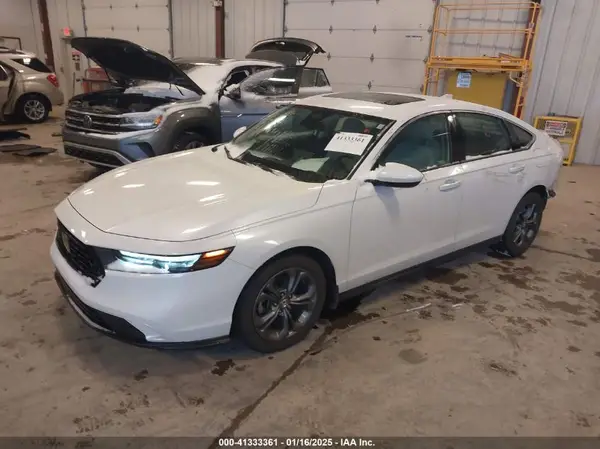 1HGCY1F35RA059471 2024 HONDA ACCORD - Image 2