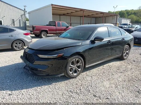 1HGCY1F35RA064430 2024 HONDA ACCORD - Image 2