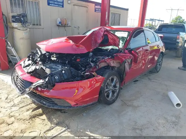 1HGCY1F35RA072818 2024 HONDA ACCORD - Image 2