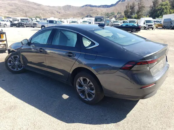 1HGCY1F35RA073502 2024 HONDA ACCORD - Image 2