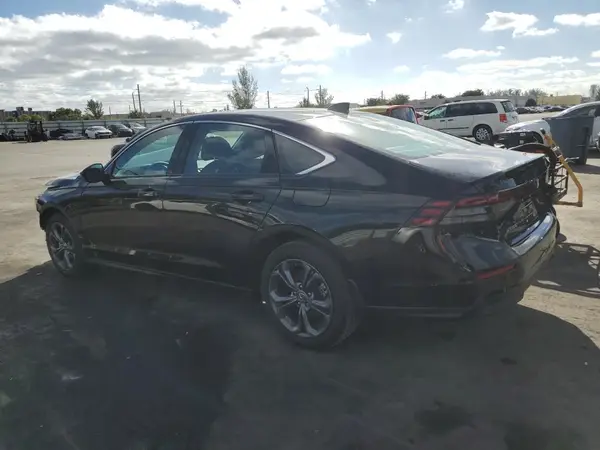 1HGCY1F35RA075413 2024 HONDA ACCORD - Image 2
