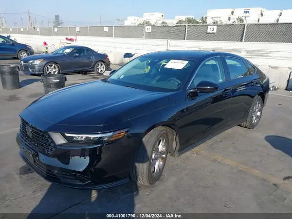 1HGCY1F35RA075573 2024 HONDA ACCORD - Image 2