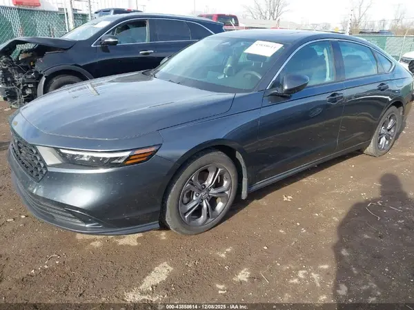 1HGCY1F36PA029425 2023 HONDA ACCORD - Image 2