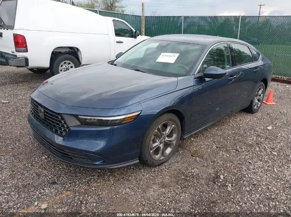 1HGCY1F36RA004012 2024 HONDA ACCORD - Image 2