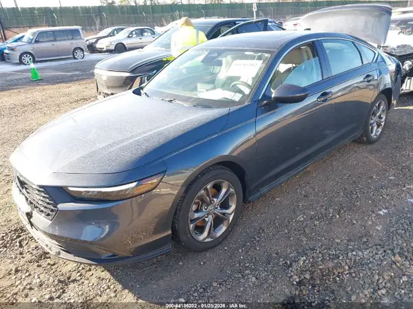 1HGCY1F36RA010151 2024 HONDA ACCORD - Image 2
