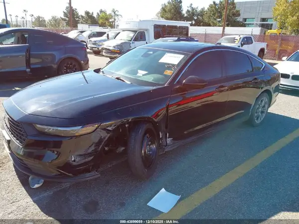1HGCY1F36RA031582 2024 HONDA ACCORD - Image 2