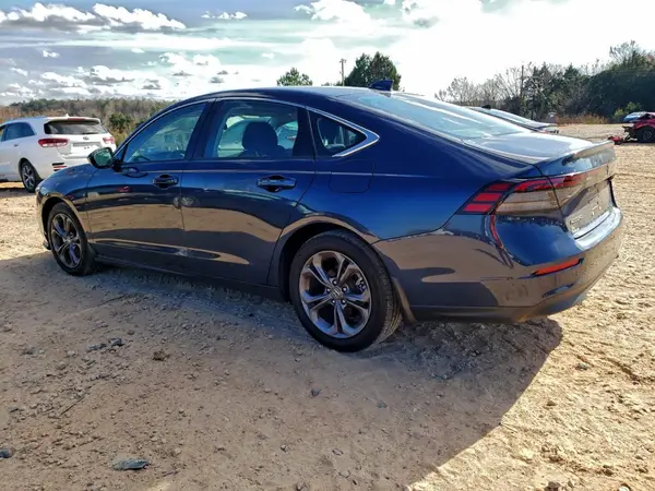 1HGCY1F36RA033848 2024 HONDA ACCORD - Image 2