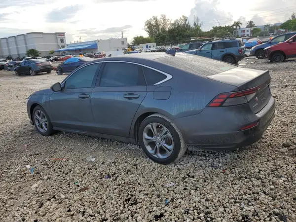 1HGCY1F36RA042419 2024 HONDA ACCORD - Image 2