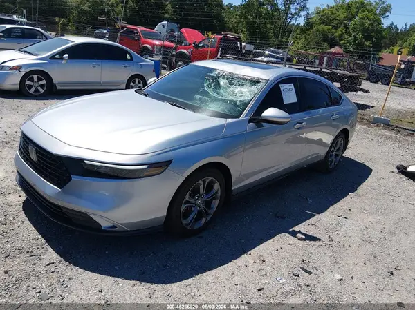 1HGCY1F36RA043151 2024 HONDA ACCORD - Image 2