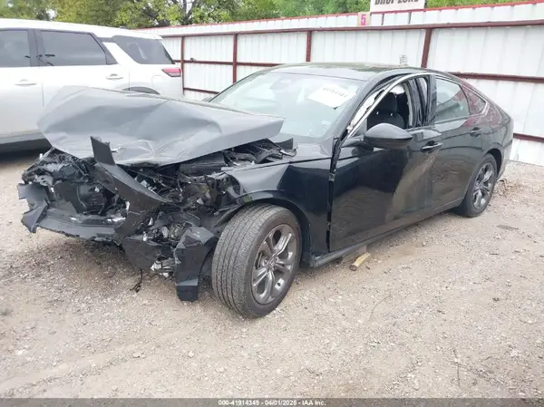 1HGCY1F36RA043635 2024 HONDA ACCORD - Image 2