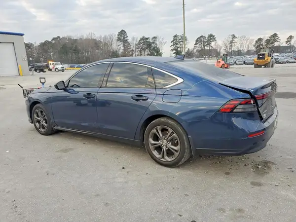 1HGCY1F36RA047765 2024 HONDA ACCORD - Image 2