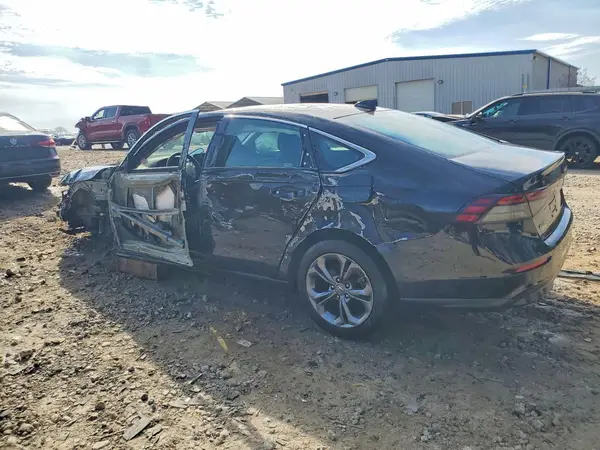 1HGCY1F36RA054201 2024 HONDA ACCORD - Image 2