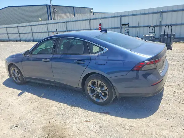 1HGCY1F36RA054697 2024 HONDA ACCORD - Image 2