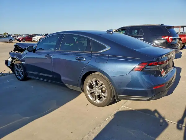 1HGCY1F36RA056871 2024 HONDA ACCORD - Image 2