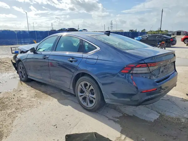1HGCY1F36RA064565 2024 HONDA ACCORD - Image 2