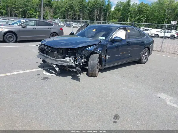 1HGCY1F36RA064694 2024 HONDA ACCORD - Image 2