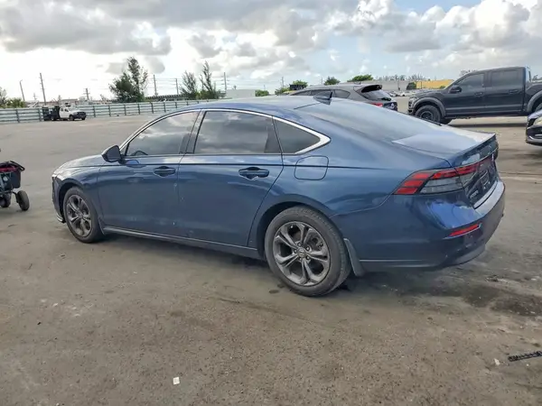 1HGCY1F36RA080183 2024 HONDA ACCORD - Image 2