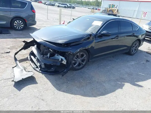 1HGCY1F36RA082175 2024 HONDA ACCORD - Image 2