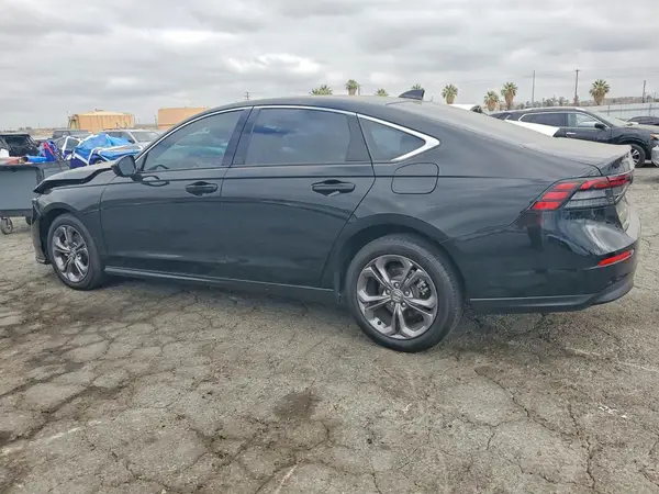1HGCY1F36RA084735 2024 HONDA ACCORD - Image 2
