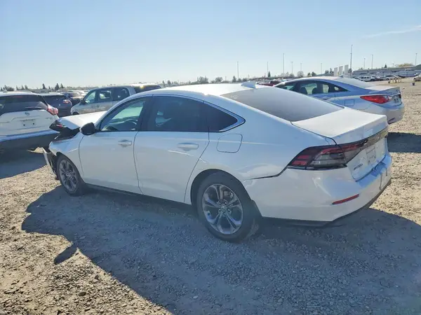 1HGCY1F37PA016425 2023 HONDA ACCORD - Image 2