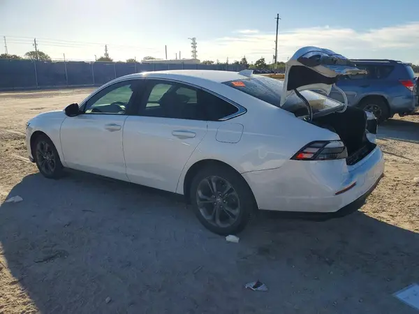 1HGCY1F37PA018806 2023 HONDA ACCORD - Image 2