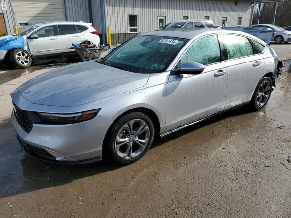 1HGCY1F37PA035122 2023 HONDA ACCORD - Image 1