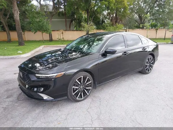 1HGCY1F37PA054317 2023 HONDA ACCORD - Image 2