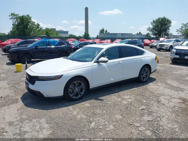 1HGCY1F37PA056293 2023 HONDA ACCORD - Image 2