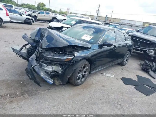 1HGCY1F37PA056519 2023 HONDA ACCORD - Image 2