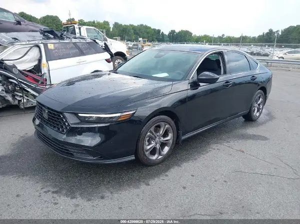 1HGCY1F37PA057573 2023 HONDA ACCORD - Image 2