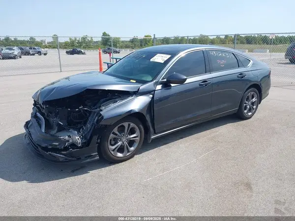 1HGCY1F37RA005041 2024 HONDA ACCORD - Image 2