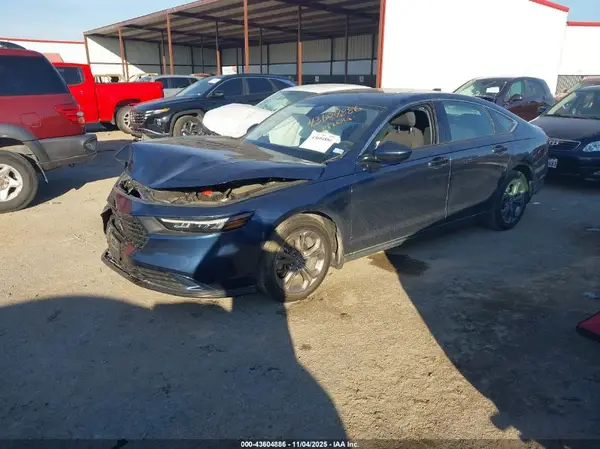 1HGCY1F37RA010255 2024 HONDA ACCORD - Image 2