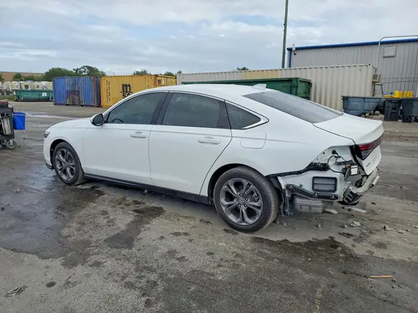 1HGCY1F37RA018405 2024 HONDA ACCORD - Image 2