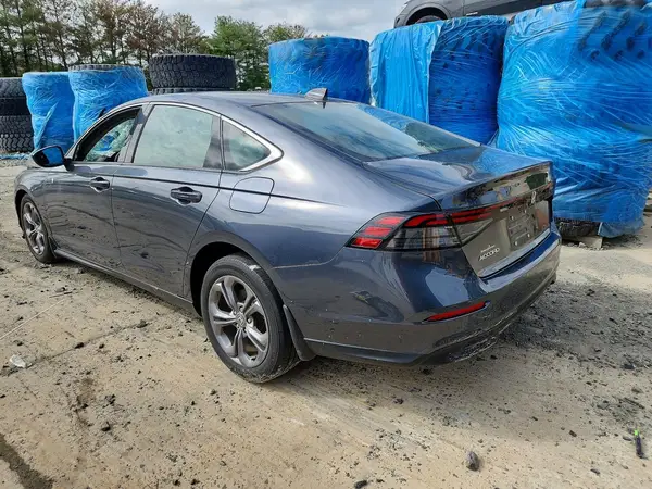 1HGCY1F37RA018579 2024 HONDA ACCORD - Image 2
