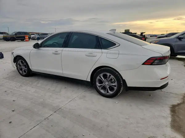 1HGCY1F37RA019361 2024 HONDA ACCORD - Image 2