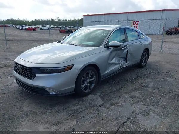 1HGCY1F37RA021739 2024 HONDA ACCORD - Image 2