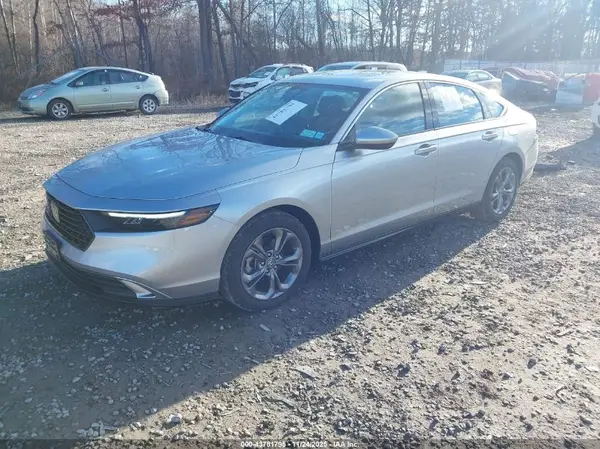 1HGCY1F37RA024141 2024 HONDA ACCORD - Image 2
