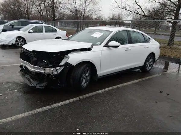 1HGCY1F37RA036242 2024 HONDA ACCORD - Image 2