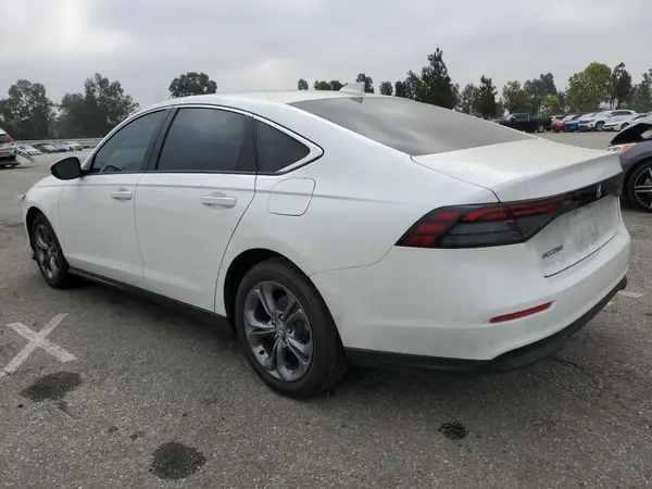 1HGCY1F37RA048374 2024 HONDA ACCORD - Image 2