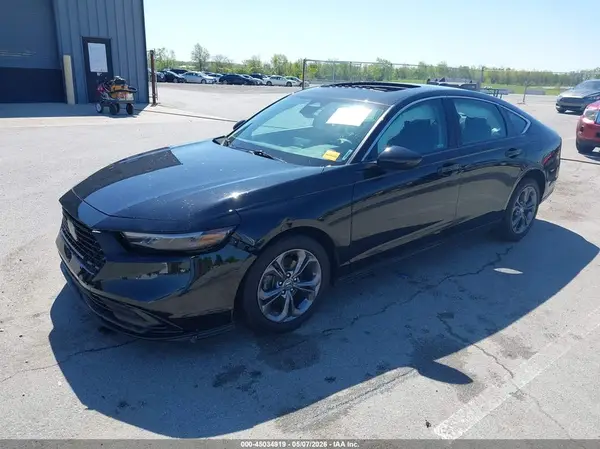 1HGCY1F37RA055552 2024 HONDA ACCORD - Image 2