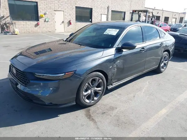 1HGCY1F37RA058838 2024 HONDA ACCORD - Image 2