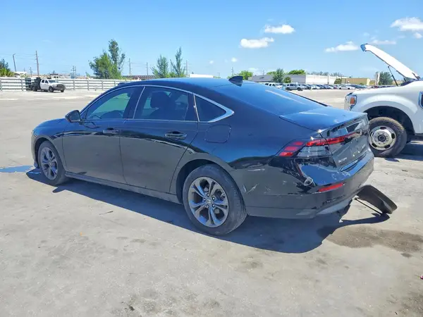 1HGCY1F37RA061061 2024 HONDA ACCORD - Image 2