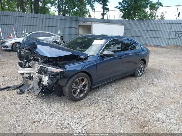 1HGCY1F37RA061156 2024 HONDA ACCORD - Image 2