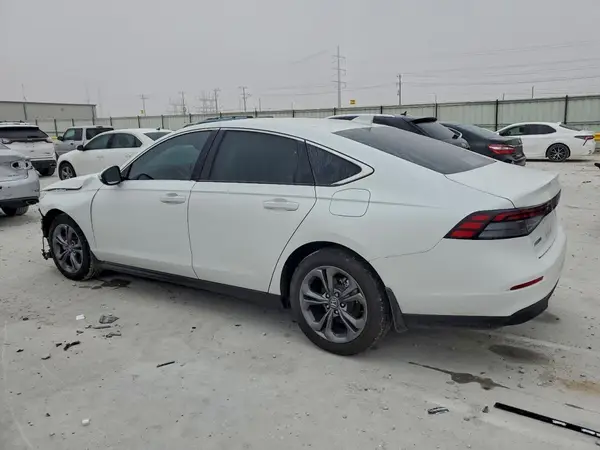 1HGCY1F37RA062159 2024 HONDA ACCORD - Image 2