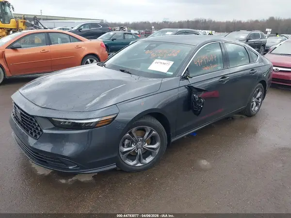 1HGCY1F37RA063716 2024 HONDA ACCORD - Image 2
